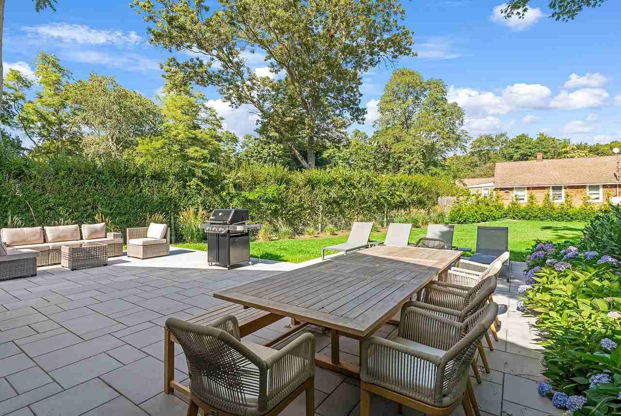 126 Narrow Ln - Photo 4 of 16