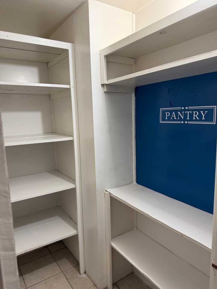 1803 S 8th Ave - Photo 6 of 13