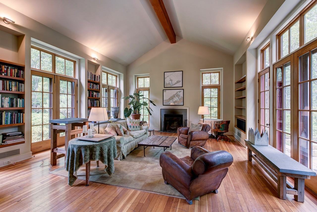 1122 Springs Fireplace Rd - Photo 4 of 12