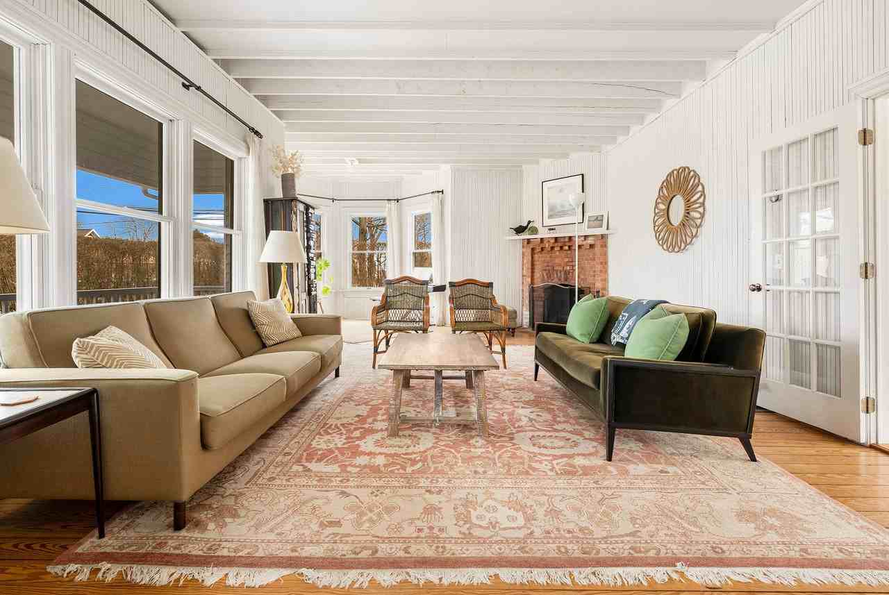 150 King St - Photo 4 of 22