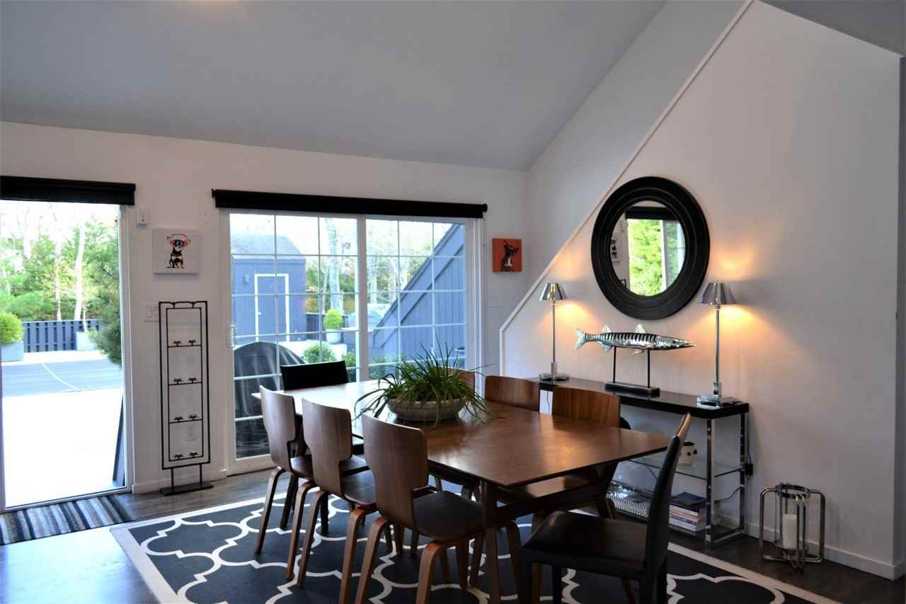 22 Montauk Ave - Photo 7 of 13