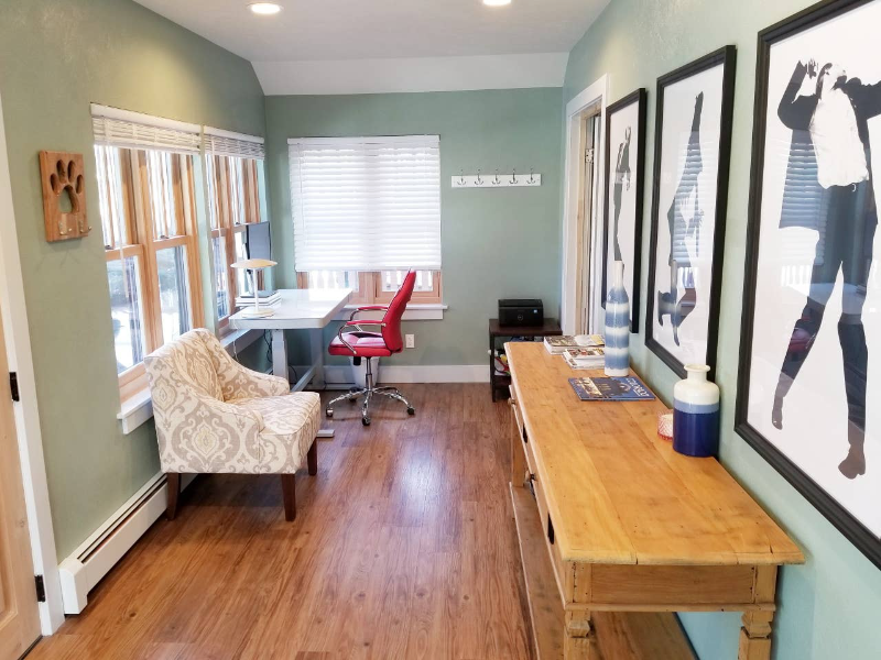 2542 Pine St - Photo 3 of 50