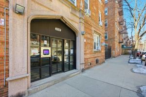 featured image of 2081 Cruger Ave #2G
