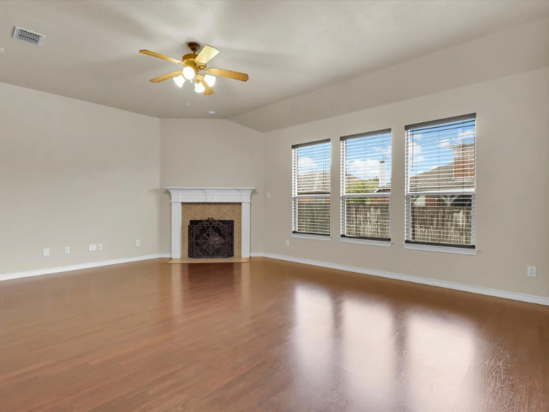 1739 Summerwood Ln - Photo 6 of 35