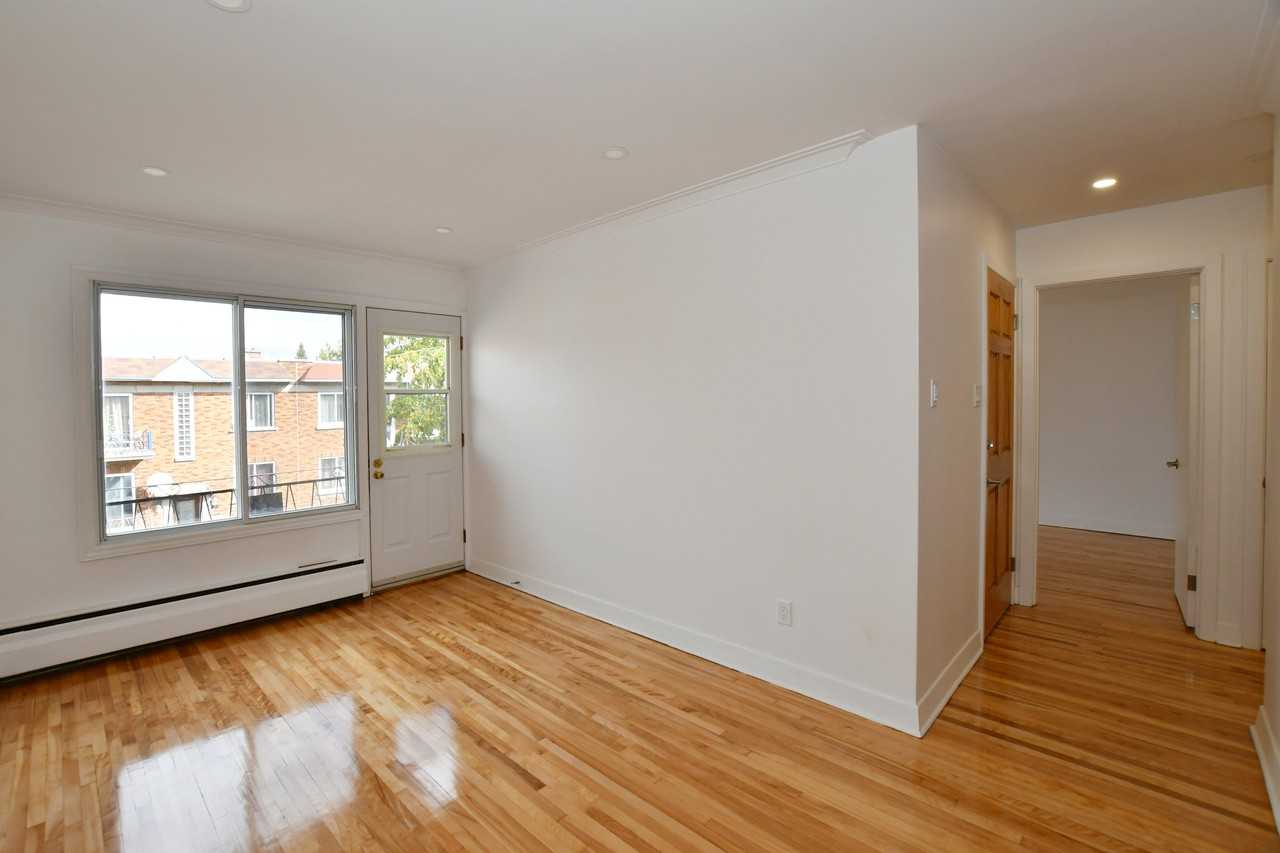 7608 Avenue Wiseman - Photo 7 of 17