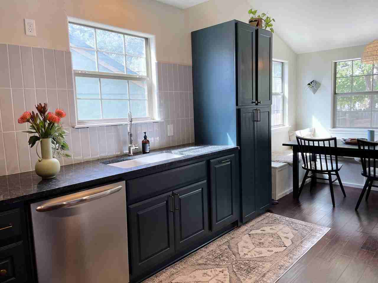 7018 Crosswood Dr - Photo 2 of 18