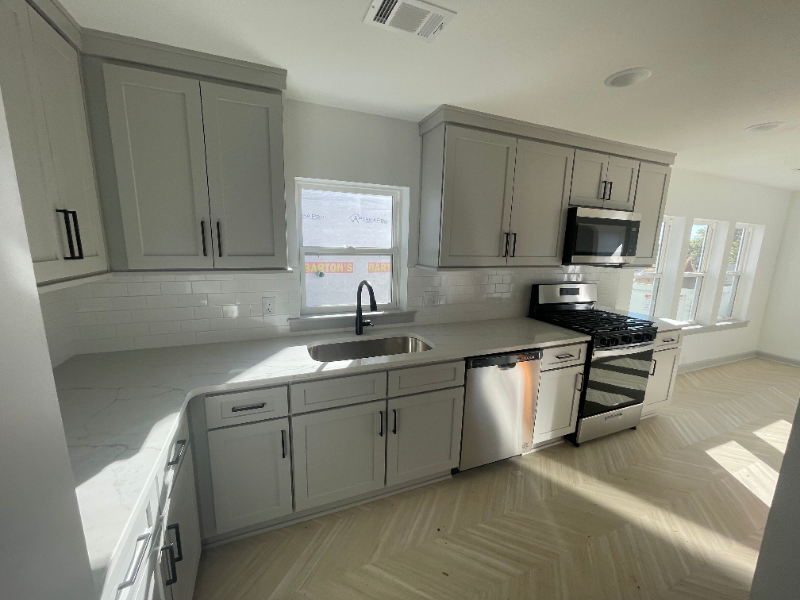 1200 Pardew St - Photo 6 of 16