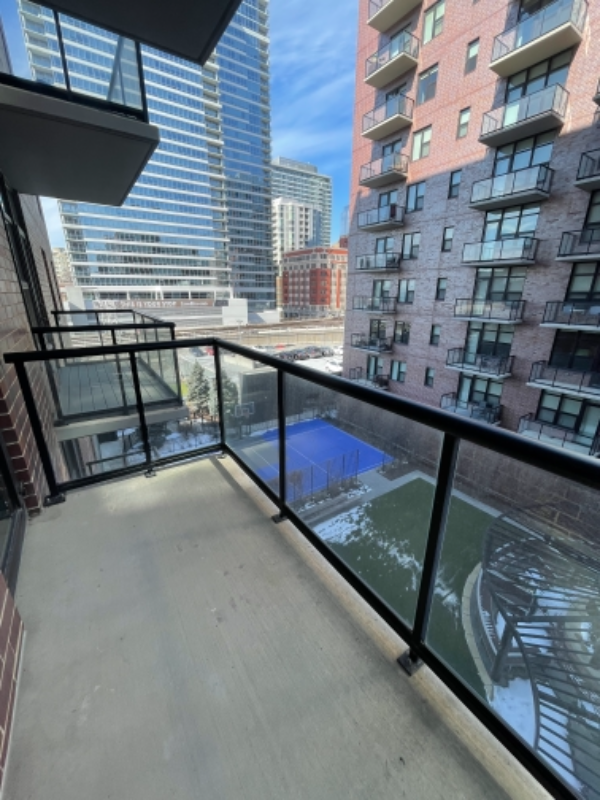 883 S Clark St - Photo 6 of 15