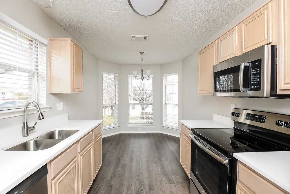 10233 Tustin Ter - Photo 7 of 16