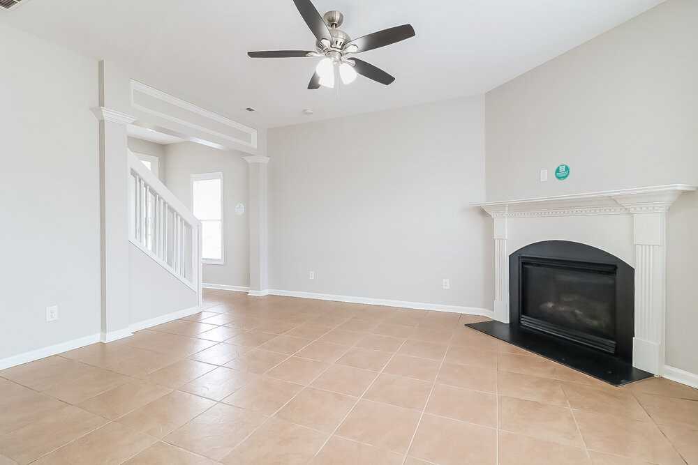 5232 Nautical Ln - Photo 7 of 20