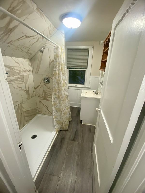 1102 Neptune Ave - Photo 2 of 13