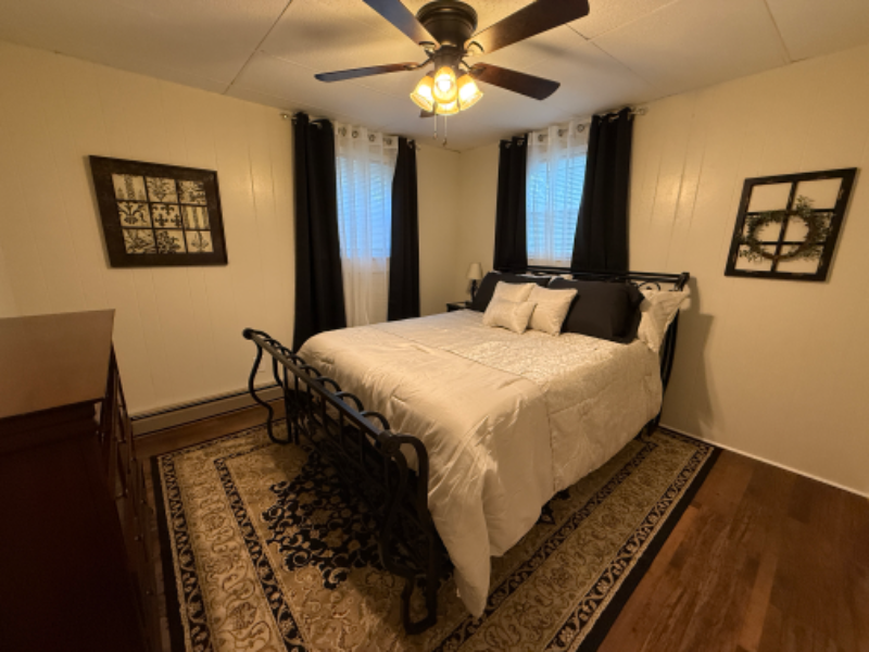 701 Carson St #D - Photo 5 of 8