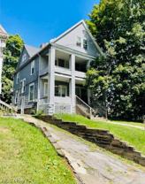 627 Crosby St #B - Photo 1 of 1