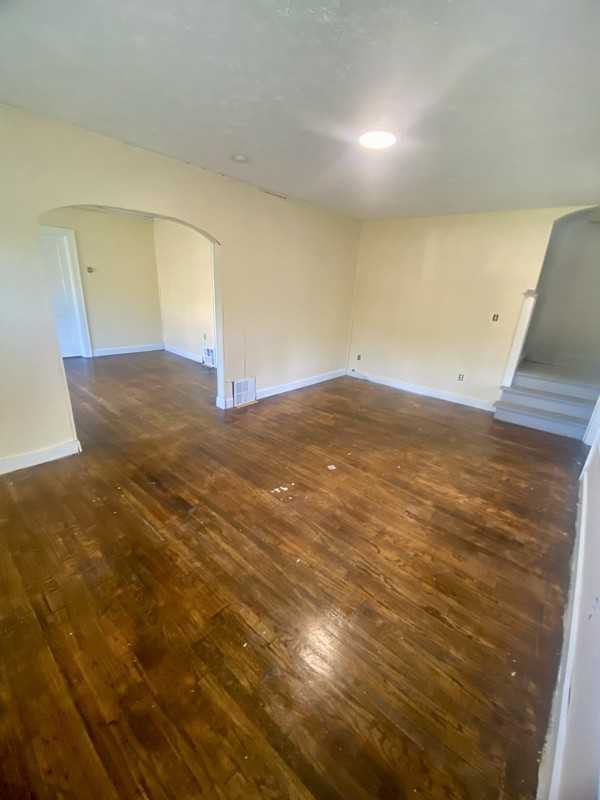 1138 Kohler Ave - Photo 6 of 17