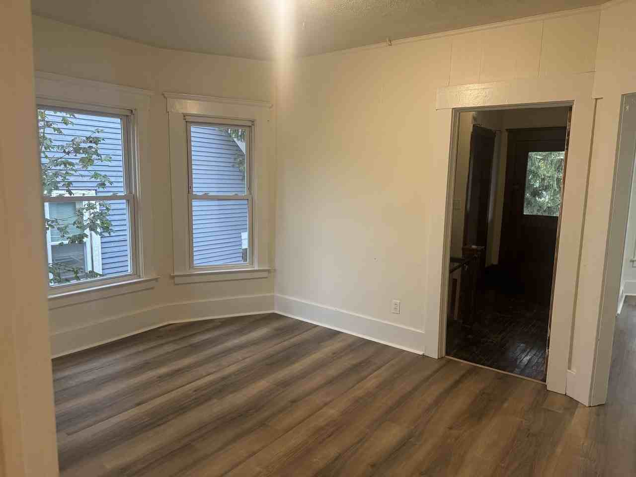 606 Summit Ave #2 - Photo 5 of 12