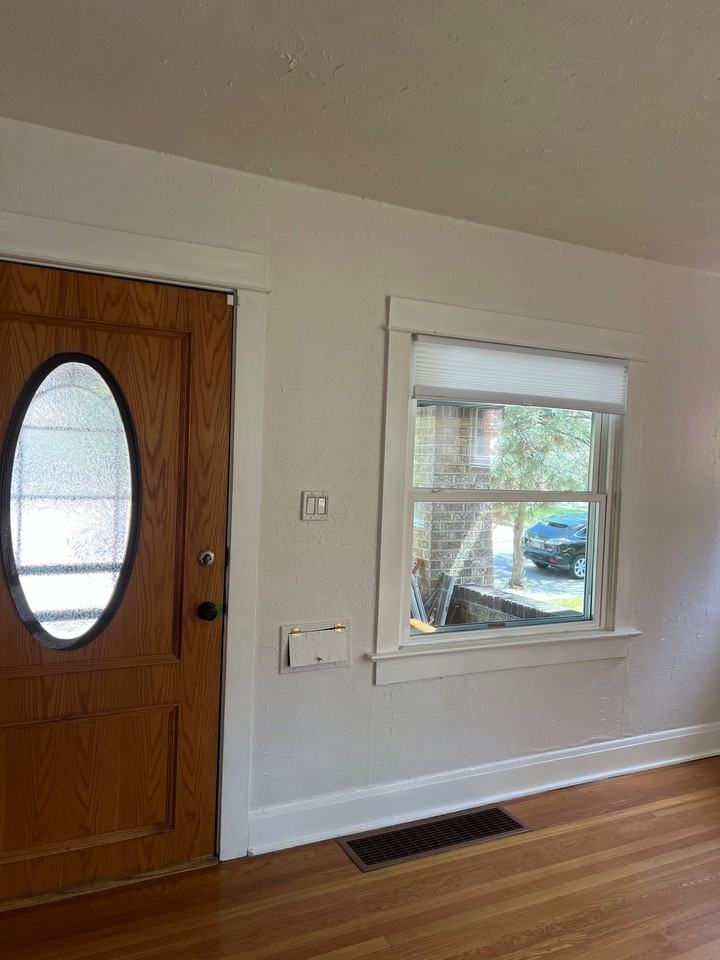 821 Harrison St - Photo 2 of 19