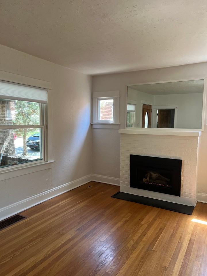 821 Harrison St - Photo 4 of 19