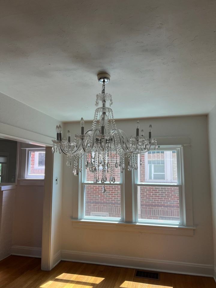 821 Harrison St - Photo 5 of 19