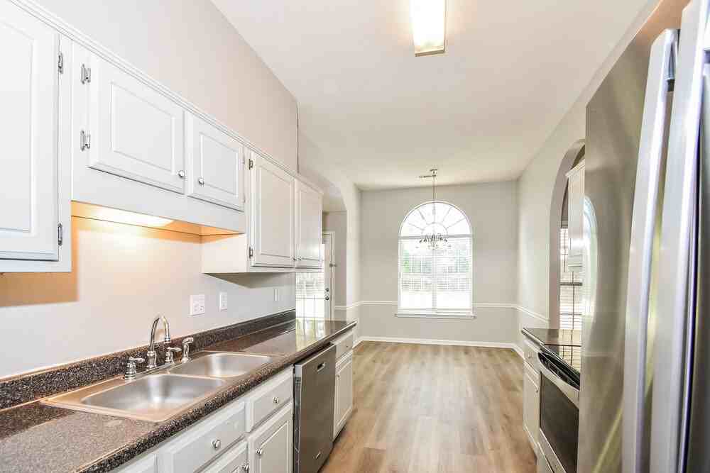7730 Shadow Fork Ln - Photo 7 of 18
