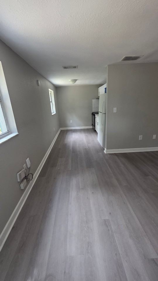 101 S Forest St #1 - Photo 4 of 18