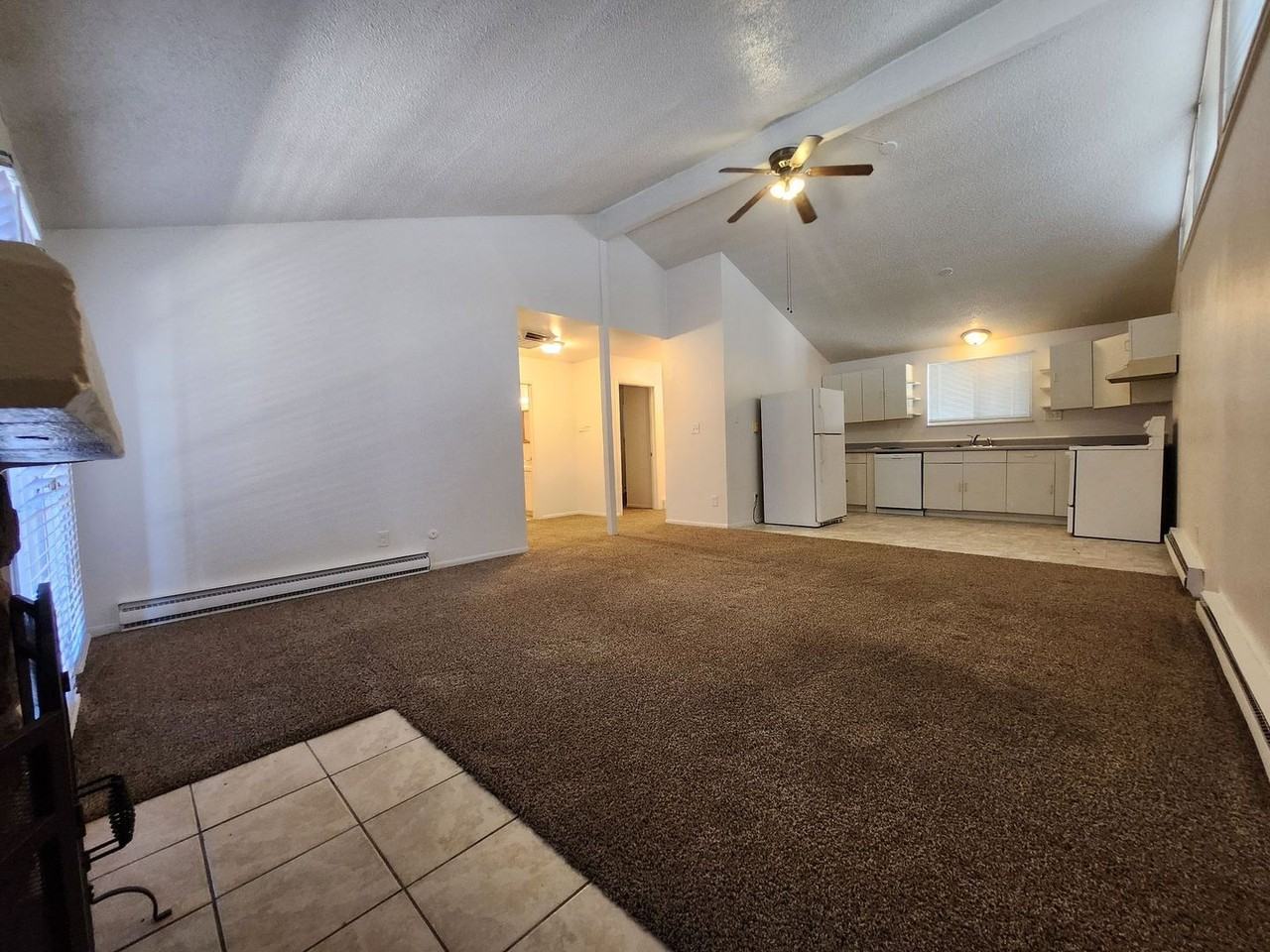 677 E Clarion Dr #C - Photo 5 of 20