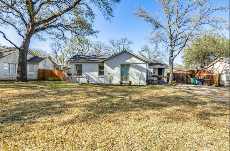 3624 W Biddison St - Photo 3 of 24