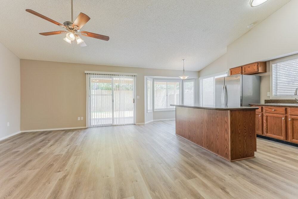 4526 E Towne Ln - Photo 7 of 19
