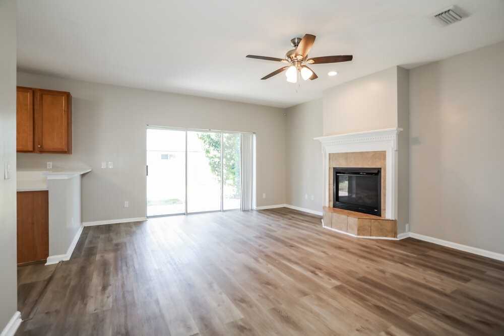 880 Thoroughbred Dr - Photo 6 of 17