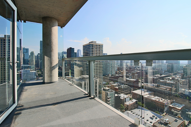 865 N La Salle Dr - Photo 4 of 16