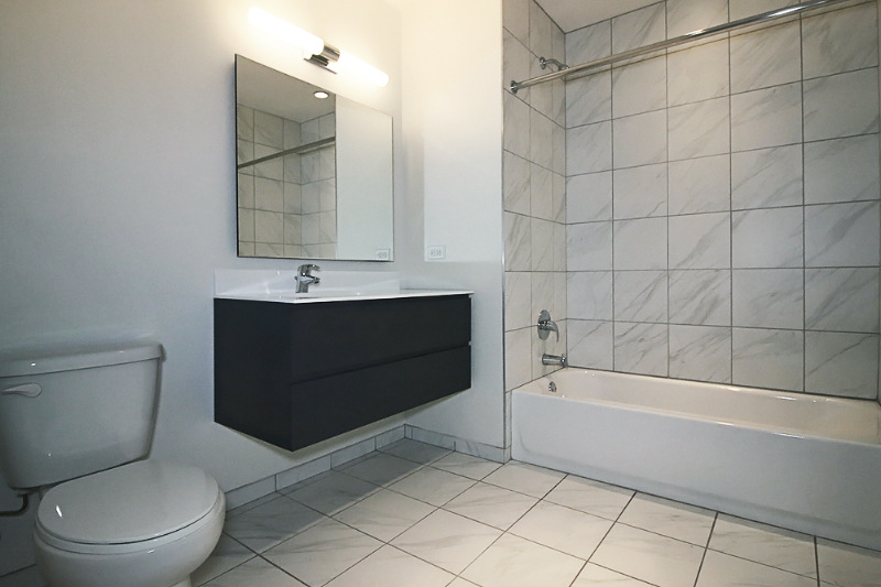 865 N La Salle Dr - Photo 5 of 16