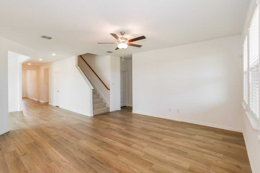 14733 San Pablo Dr - Photo 4 of 17