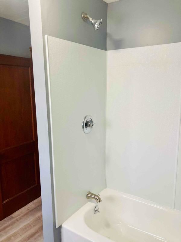 1040 Neptune Ave - Photo 6 of 9