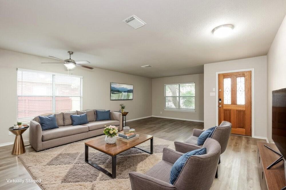 18814 Redrock Crk - Photo 3 of 19