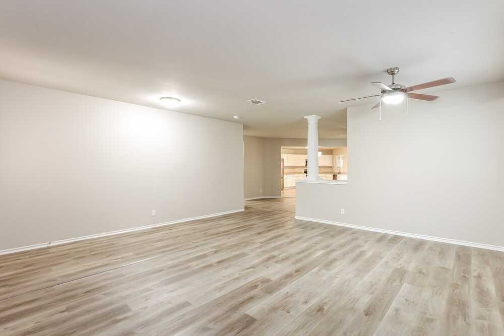 18814 Redrock Crk - Photo 7 of 19