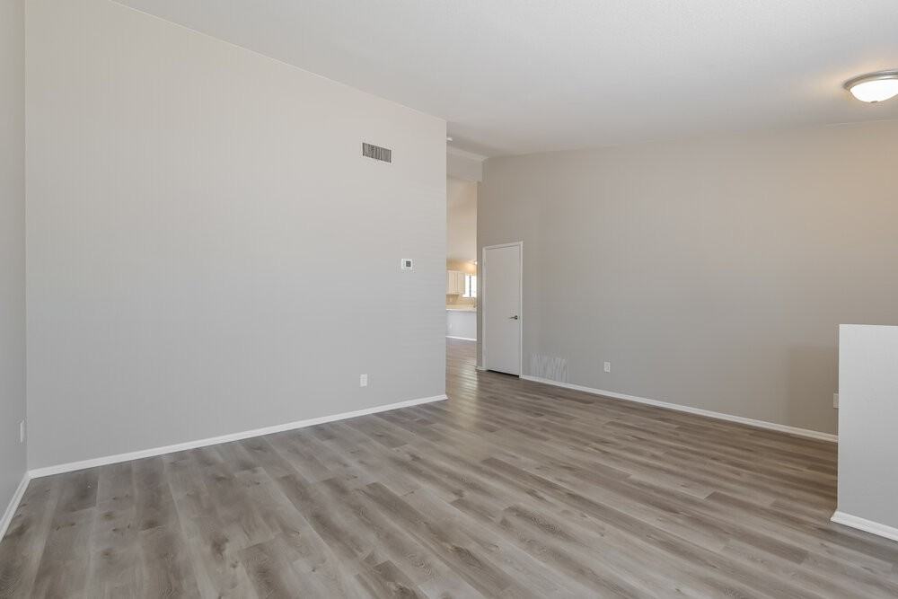 9647 E Banbridge St - Photo 5 of 19