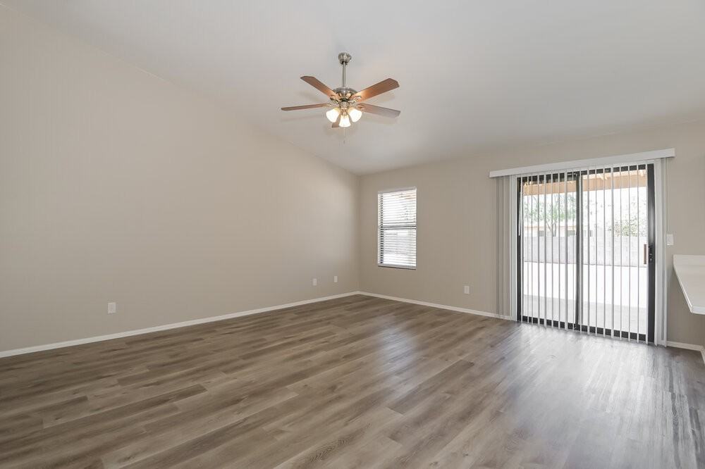 9647 E Banbridge St - Photo 7 of 19