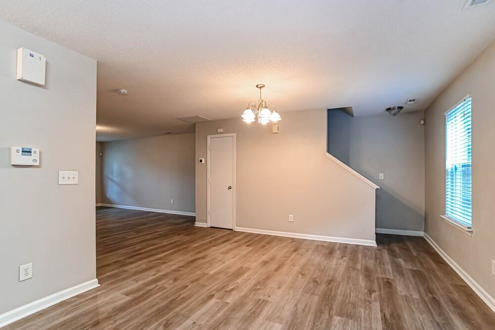 5105 Oak Pasture Ln - Photo 6 of 17