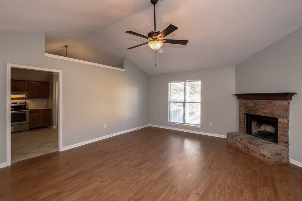 10378 Yates Dr - Photo 2 of 15