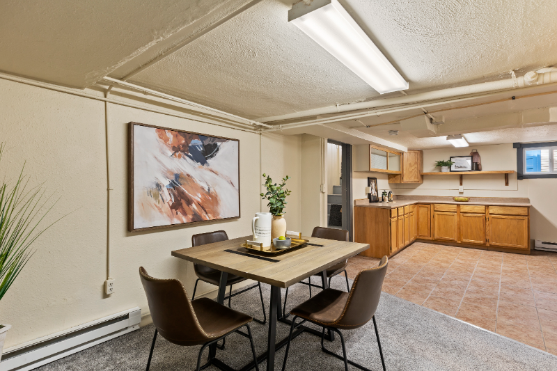 530 1/2 Laporte Ave - Photo 4 of 11