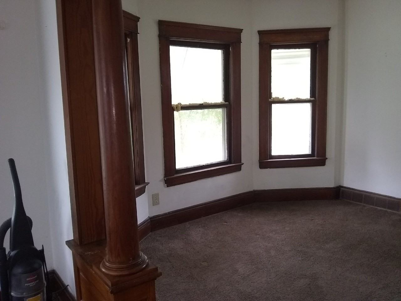 4305 E 71st St - Photo 4 of 14