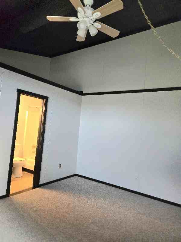 210 Washington Blvd - Photo 6 of 10