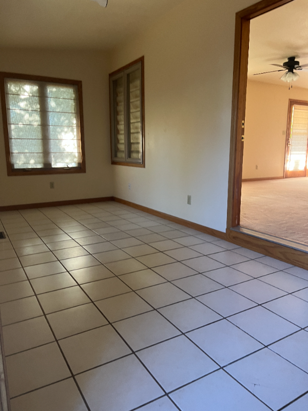 2702 Parklake Ct - Photo 6 of 16