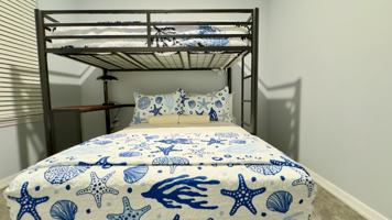 featured image of 438 Sw Naftal Pl