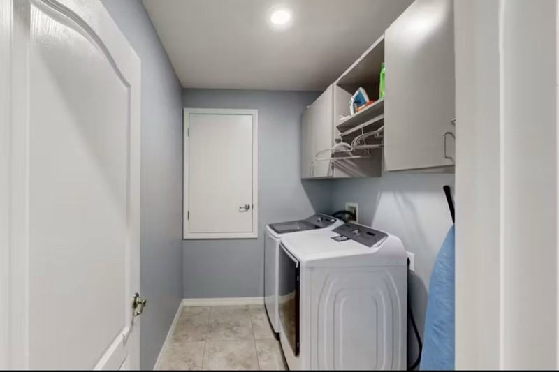 438 Sw Naftal Pl - Photo 4 of 20