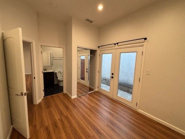 1039 S Redondo Blvd - Photo 4 of 10