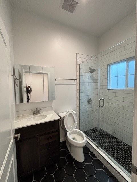 1039 S Redondo Blvd - Photo 6 of 10