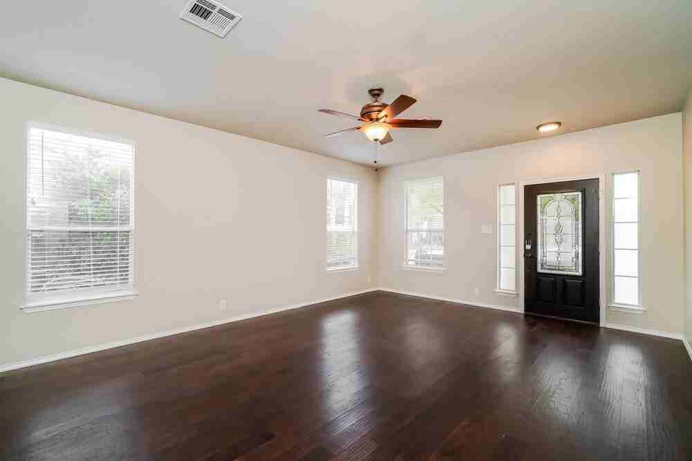 2123 Dodge Dr - Photo 7 of 20