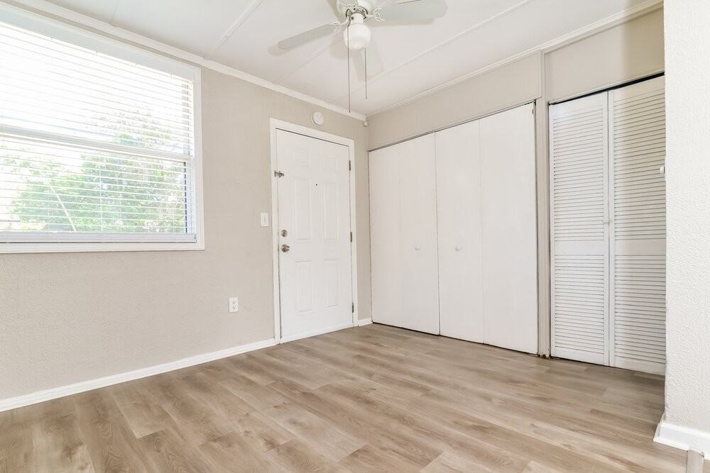 542 Colonnades Cv - Photo 6 of 19