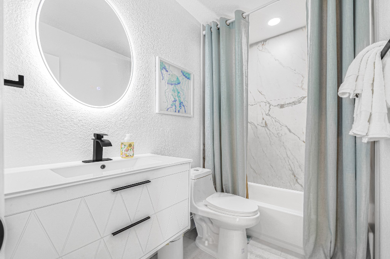 7516 22nd Ave W - Photo 4 of 20