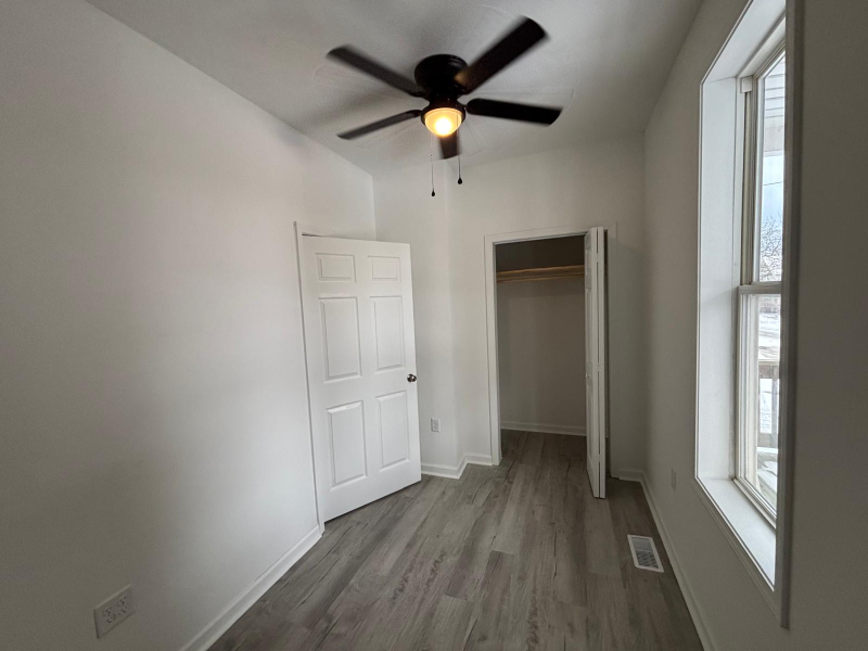 1303 Buffalo St #1 - Photo 3 of 12